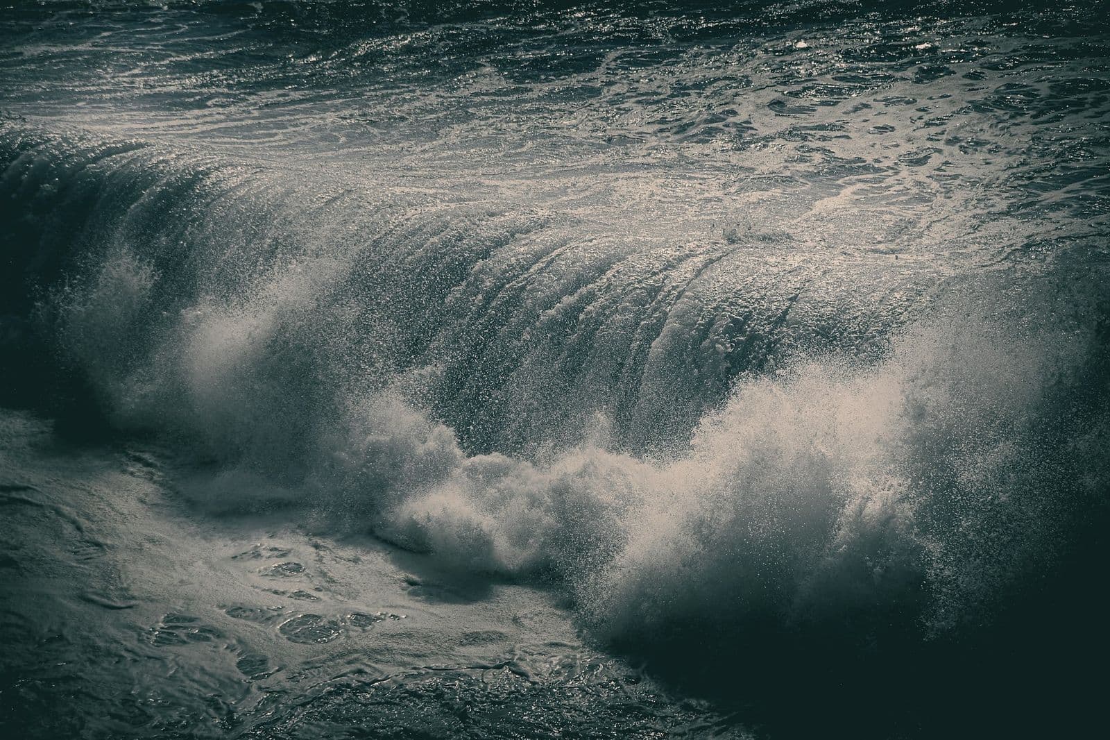 Churning seawater — the receiving environment that brine outfall design must protect