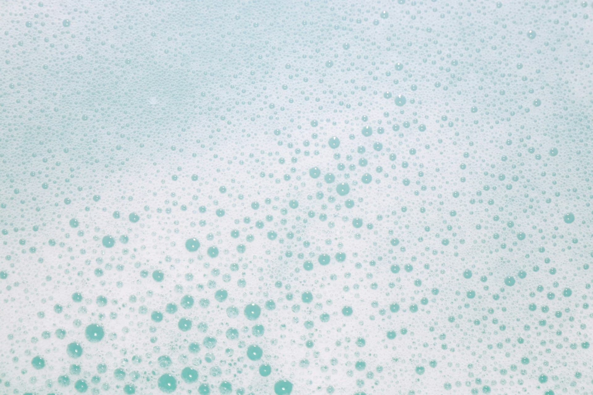 Cloud of fine air microbubbles in water — the physics that floats solids in dissolved air flotation