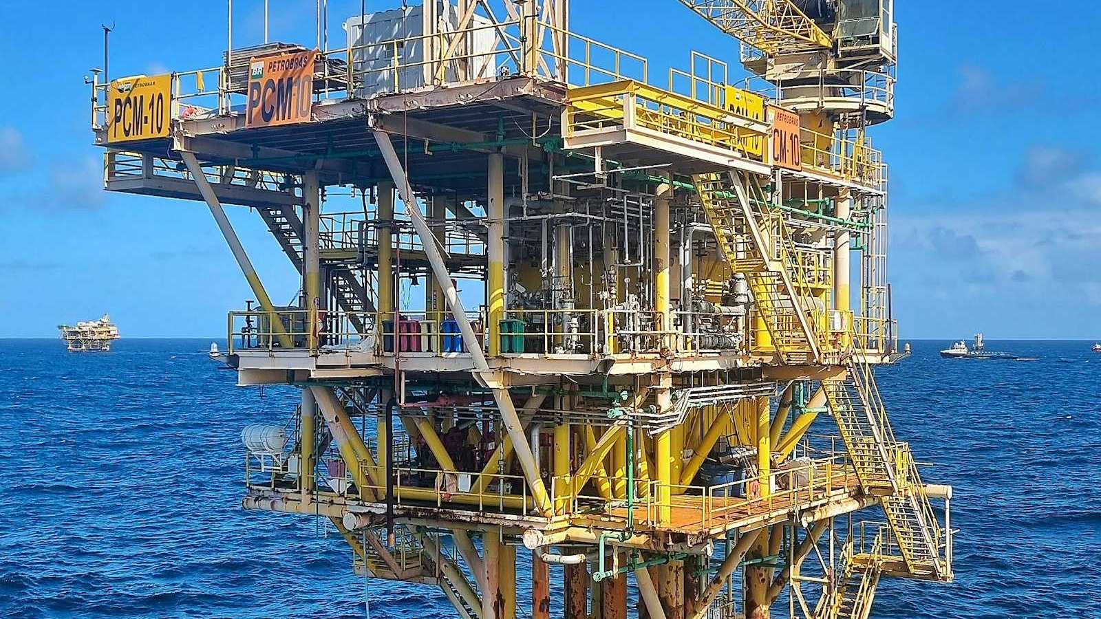 Offshore production platform at sea, where produced water is separated and treated before discharge or reinjection