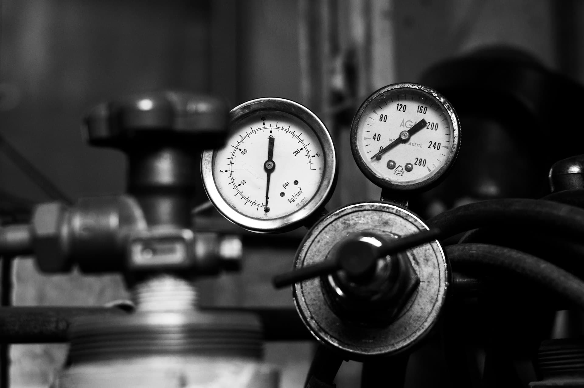 Bank of analogue pressure gauges — reverse osmosis is a pressure-driven process, and the gauges tell its story